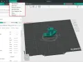 Menu kalibracja drukarki 3d, z opcjami temperatury, przepływu, retrakcji i testu tolerancji. Widoczny model Benchy.